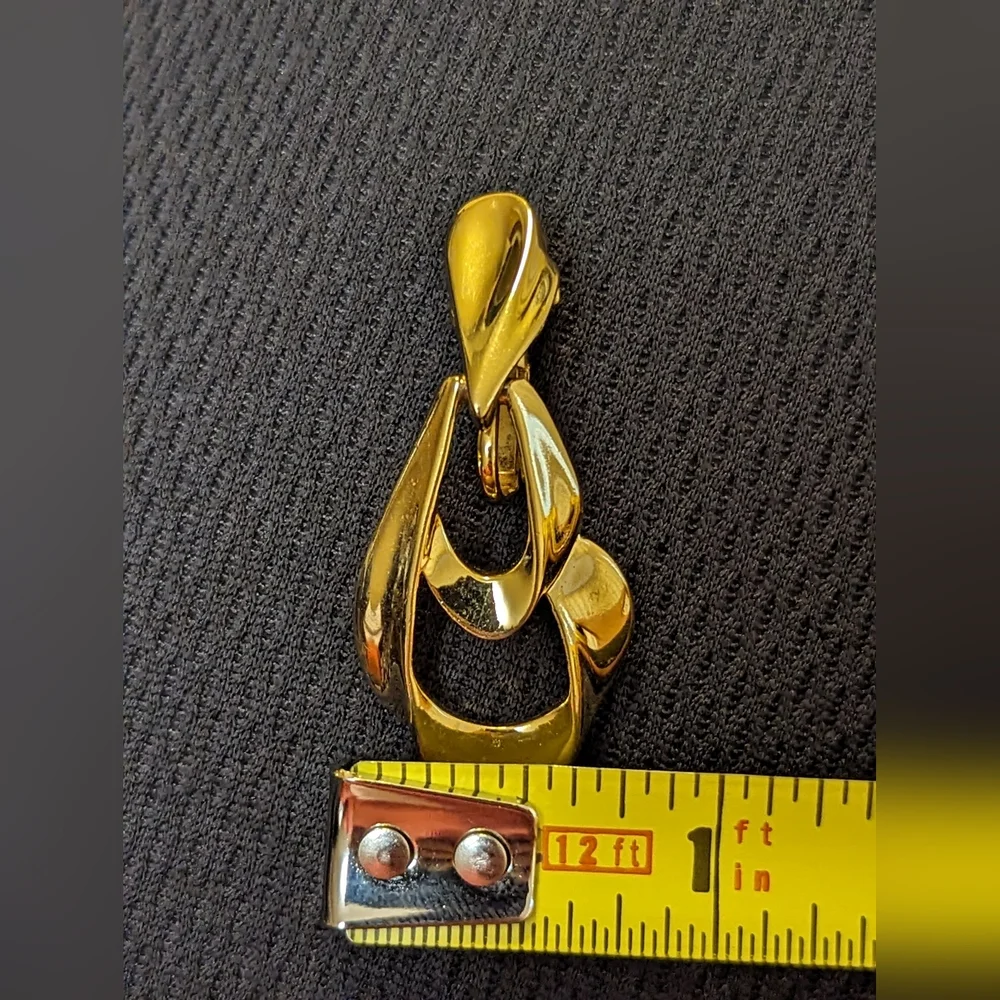 Trifari vintage gold